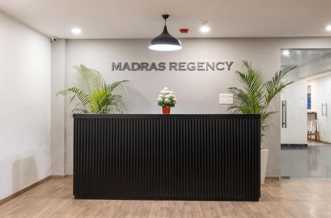 Madras Regency Hotel Kültér fotó
