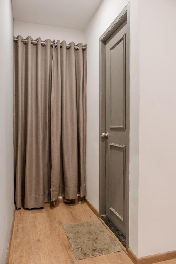 Madras Regency Hotel Kültér fotó